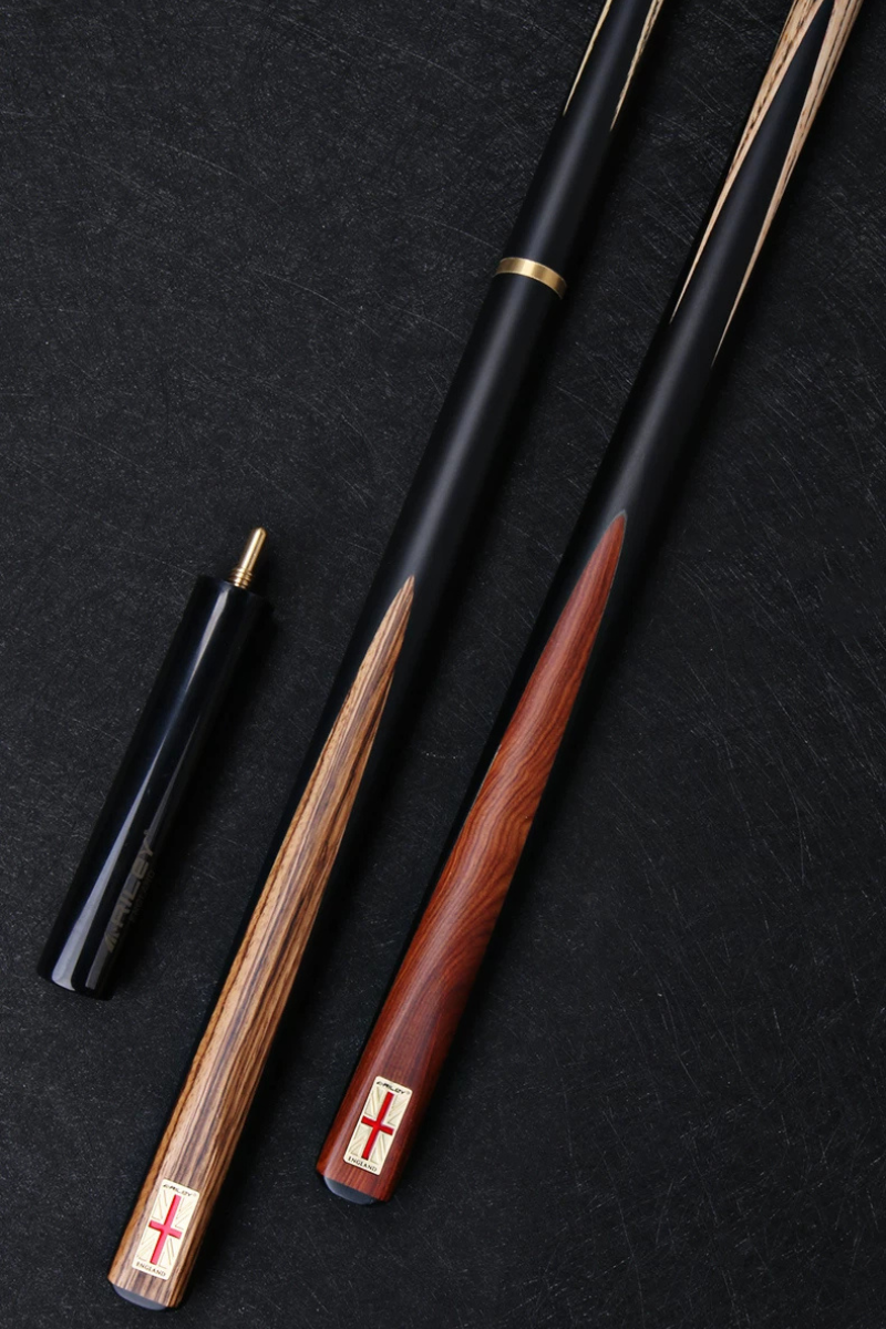 POOL CUE